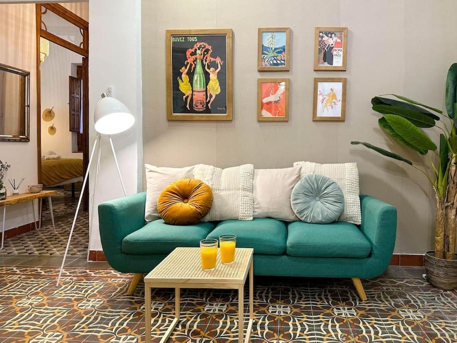 Aires Bohemios En Pleno Centro. Apartman Alicante Kültér fotó
