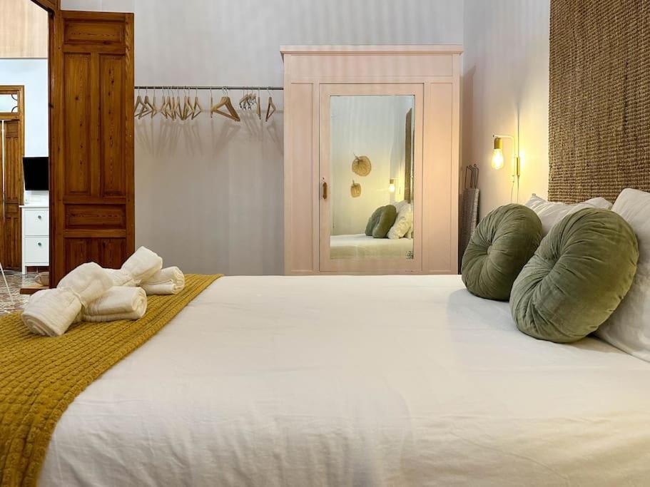 Aires Bohemios En Pleno Centro. Apartman Alicante Kültér fotó