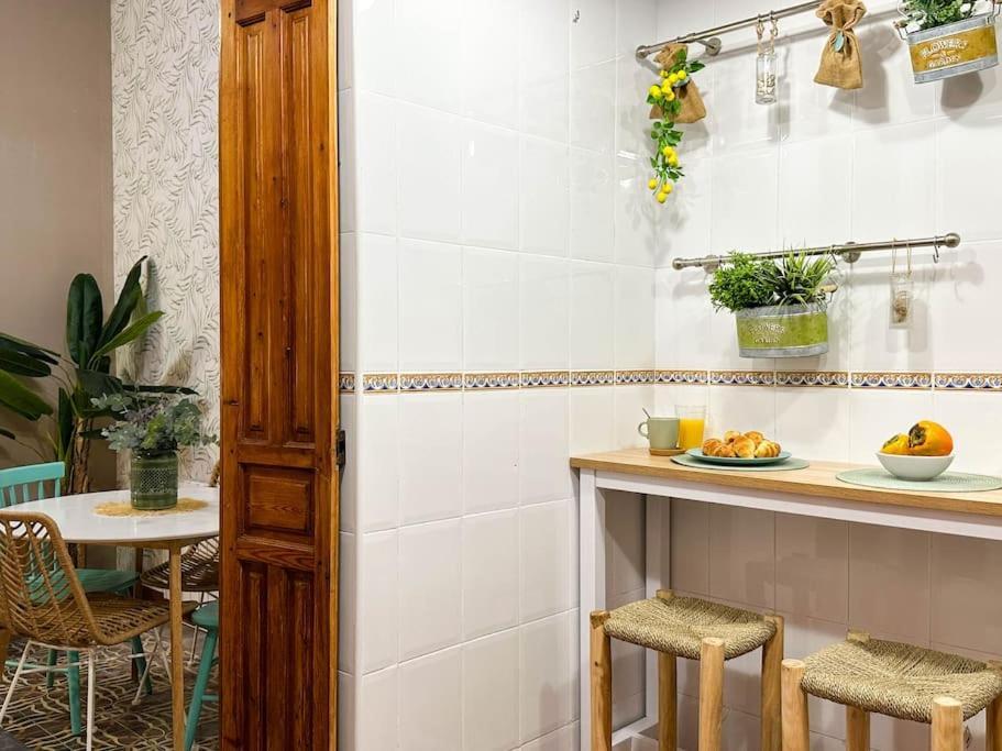 Aires Bohemios En Pleno Centro. Apartman Alicante Kültér fotó