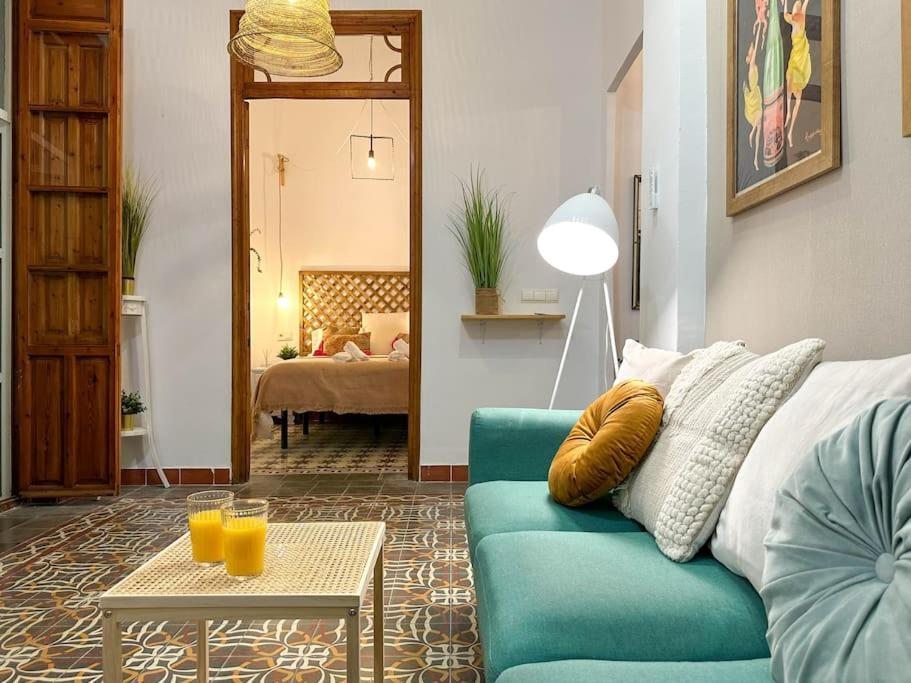 Aires Bohemios En Pleno Centro. Apartman Alicante Kültér fotó