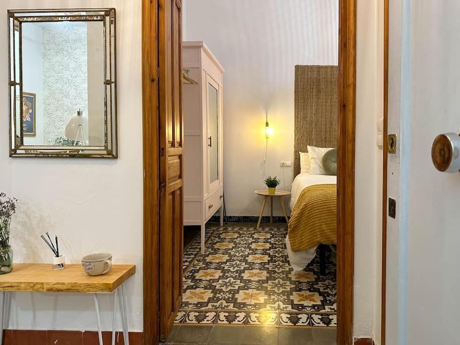 Aires Bohemios En Pleno Centro. Apartman Alicante Kültér fotó